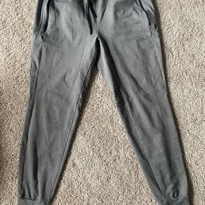 Mens Large NoBull Joggers